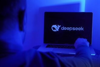 After shocking Silicon Valley with its last model, the DeepSeek AI agent is coming. Owais Makkabi reports on China's next move and the rising national security concerns.