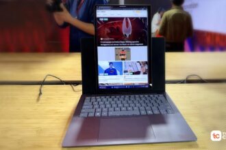The Lenovo VertiFlex concept introduces a laptop screen that swivels to portrait mode. We analyze this unique design and what it means for the future of PCs.